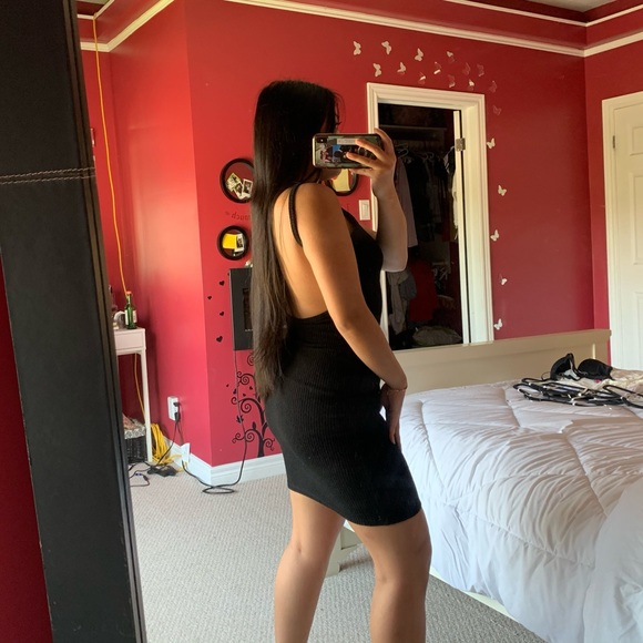 *SOLD* Black Backless Aritzia Community Dress - Picture 2 of 3